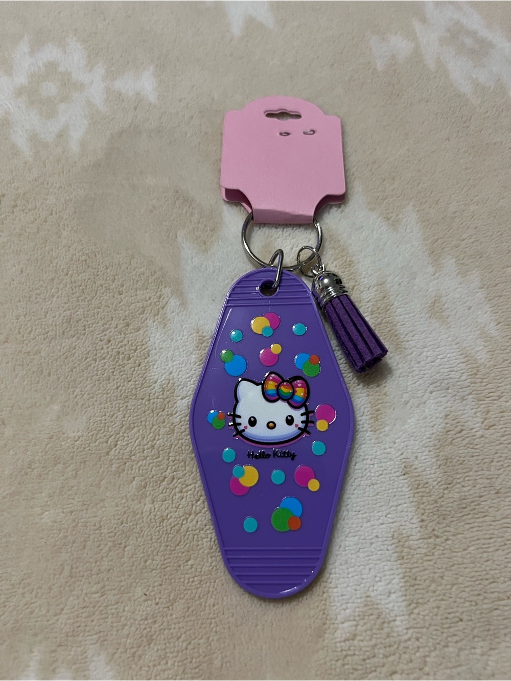 Colorful Hello Kitty Keychain 🌈 - Picture 3 of 4